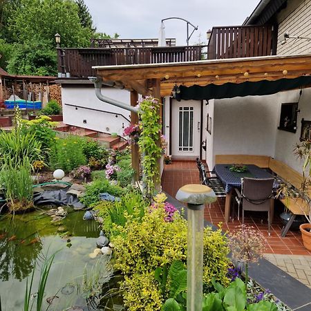 Ferienwohnung Am Oepitzer Berg Pößneck Exteriör bild