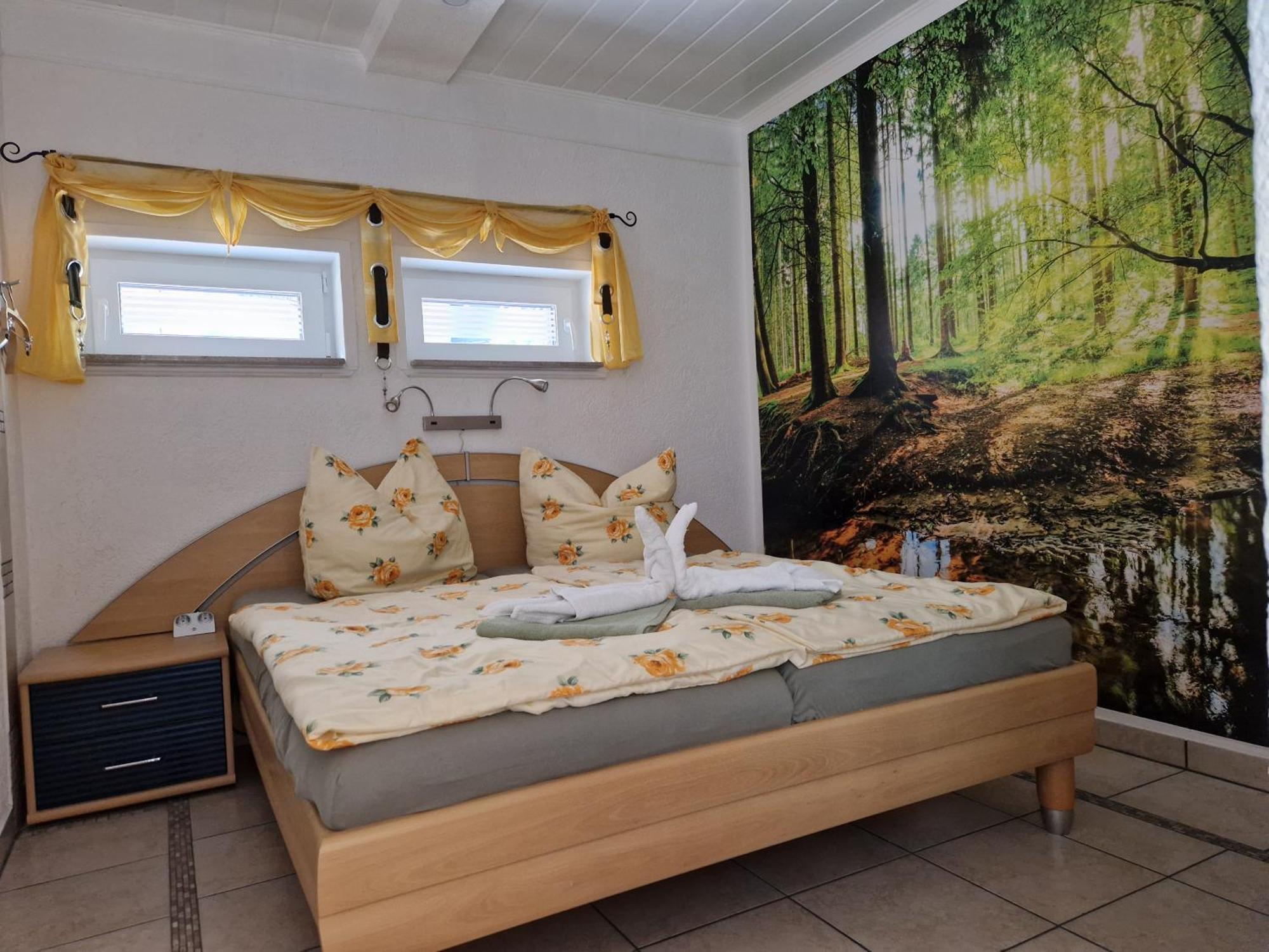 Ferienwohnung Am Oepitzer Berg Pößneck Exteriör bild